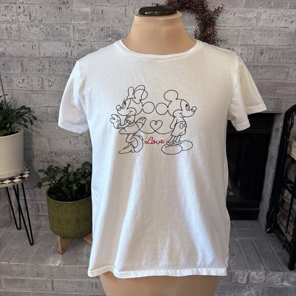 Disney Parks LOVE Mickey & Minnie Mouse T-Shirt Size Medium Short Sleeve White - Picture 1 of 7
